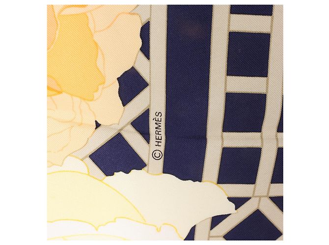 Garden Pañuelo de seda Hermès Carré 90 "ROSERAIE" en amarillo - vista 10