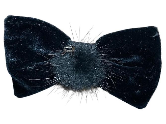 Autre Marque Set di spille in visone con cuore in nastro e fiore Rene Nero - vista 16