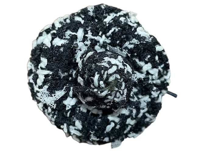 Autre Marque Set di spille in visone con cuore in nastro e fiore Rene Nero - vista 6