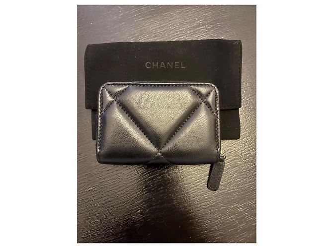 Portafoglio Chanel 19 in pelle di struzzo nera Nero - vista 5