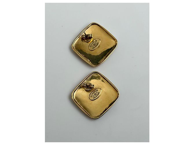 Orecchini Chanel Coco Crush Matelassé Dorati D'oro - vista 5