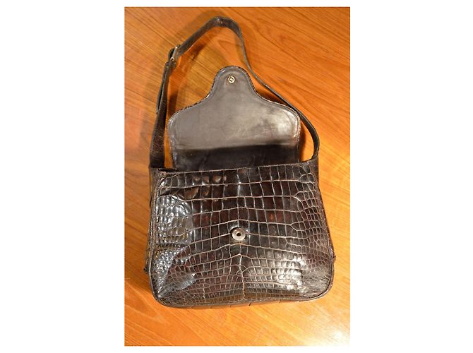 Borsa a spalla Gucci in coccodrillo color cioccolato - vista 6