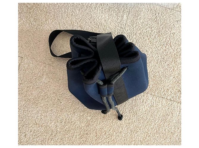 Autre Marque Borsa a spalla in neoprene blu marino con finitura nera Nero Blu navy - vista 3