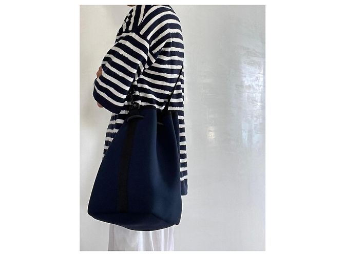 Autre Marque Borsa a spalla in neoprene blu marino con finitura nera Nero Blu navy - vista 9