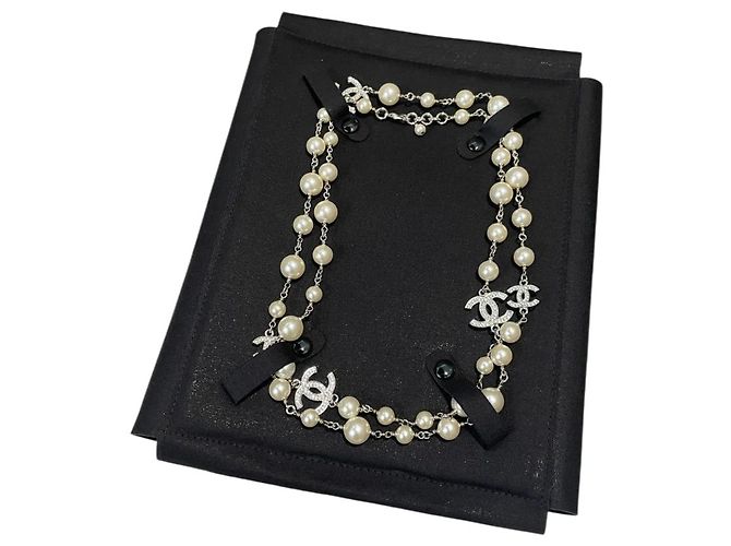 Coco Crush Collana di perle vintage Chanel 5CC con cristalli Silver hardware - vista 4