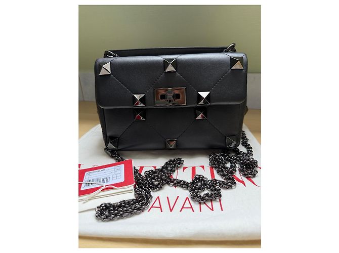 Borsa Valentino Garavani Roman Stud Nera in pelle d'agnello Nero - vista 3