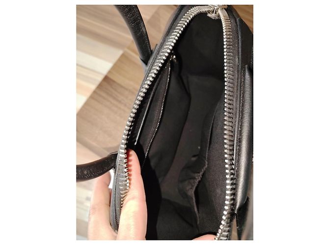 Borsa a mano Givenchy Antigona in pelle nera media Nero - vista 7