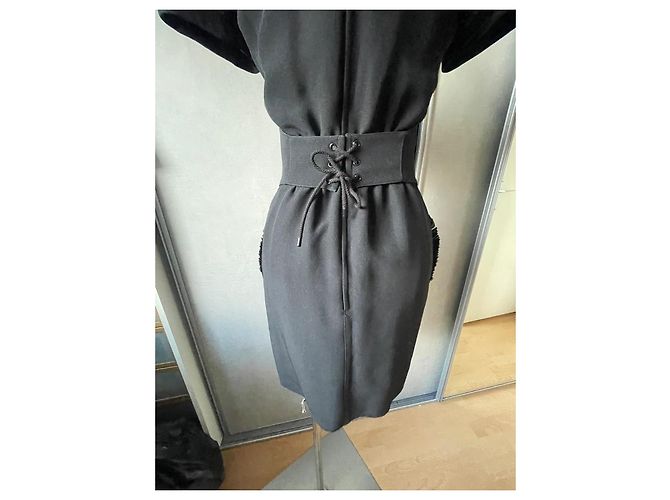 Vestido preto Thierry Mugler de poliéster e ráfia - vista 7
