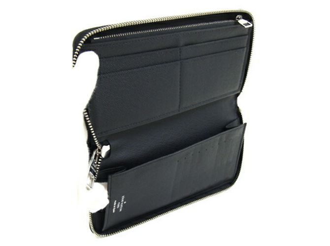 Louis Vuitton Taiga Zippy Wallet Black - view 4