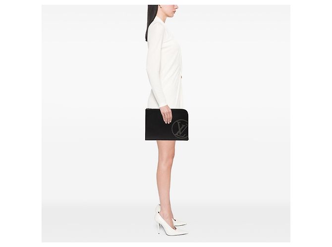 Pochette Jour GM Iniziali Cerchio Taurillon Nero Louis Vuitton - vista 7