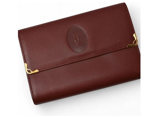 Cartera Tri-Fold Must de Cartier en Burdeos - vista 3
