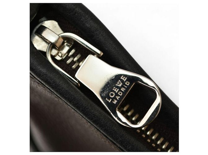Borsa a Spalla Loewe Anagram in Marrone Scuro - vista 8