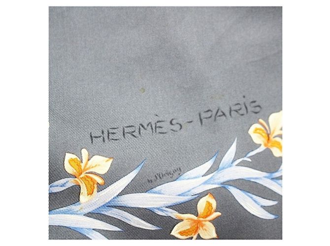 Hermès Seidenschal - Design Blühendes Pferd Braun Blau Orange - Ansicht 8