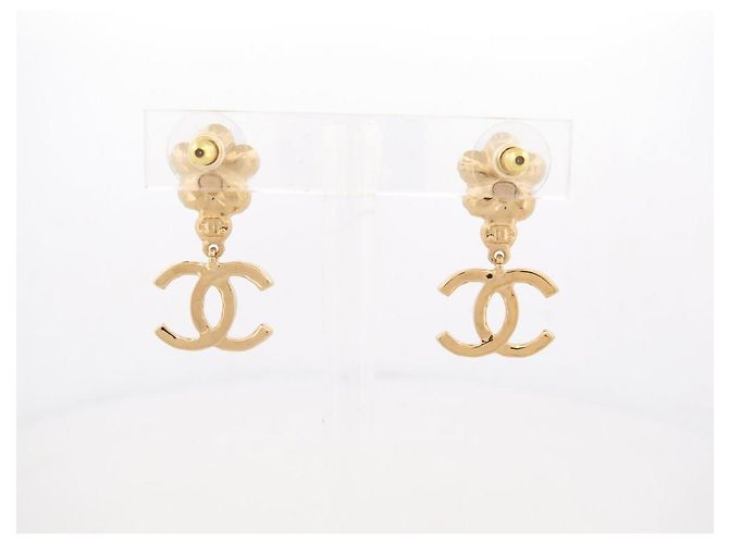 NUOVE ORECCHINI CHANEL LOGO CC A PENDENTE CON PERLE E STRASS D'oro - vista 4