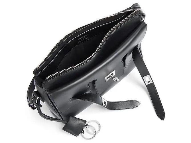 Balenciaga BORSA MESSENGER NERA PICCOLA CON ZIP BEL AIR PER UOMO Nero - vista 13