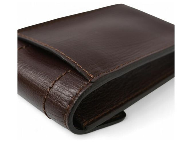 Louis Vuitton Vintage Keycase in Brown Utah Leather - view 4