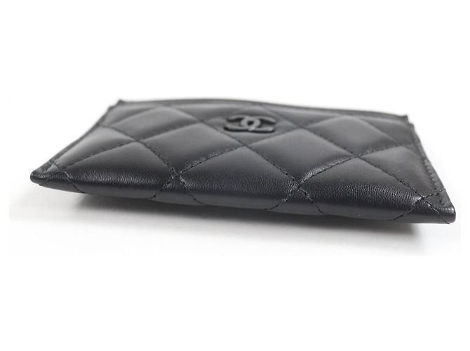 Estuche para tarjetas de visita de piel de cordero matelassé Chanel - vista 4