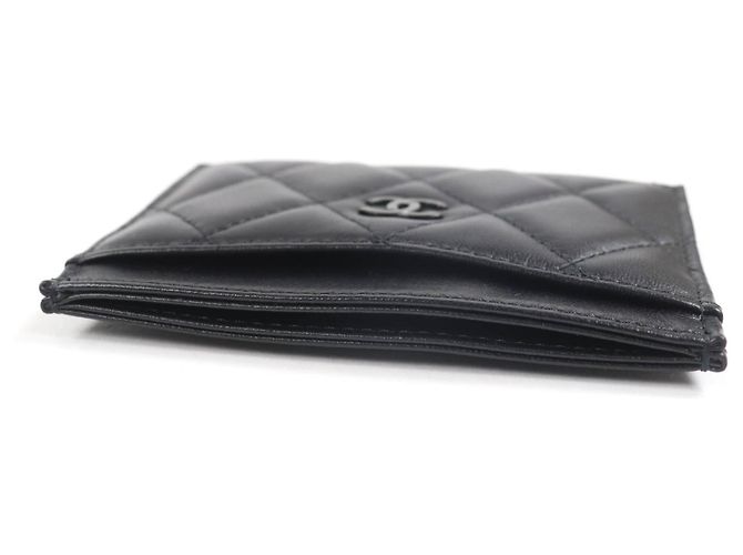Estuche para tarjetas de visita de piel de cordero matelassé Chanel - vista 5