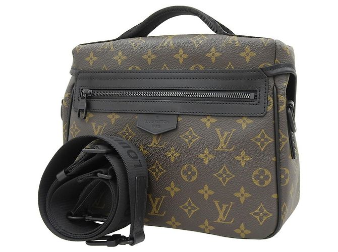 Borsa a Spalla LV Trail Monogram Macassar di Louis Vuitton Nero Monogramma - vista 2