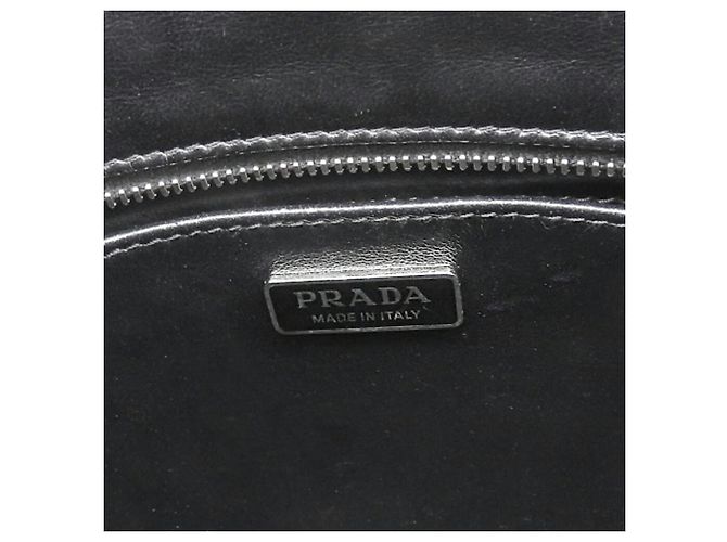 Borsa Triangle SPAZZOLATO in pelle nera di Prada Nero - vista 8