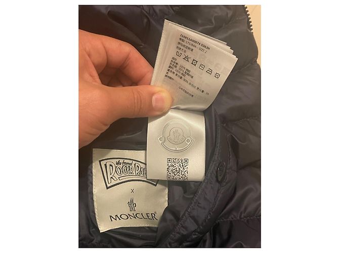 Moncler x Disney “Who Framed Roger Rabbit” Limitierte Edition – Wendbarer Teddy (2023) Blau - Ansicht 13