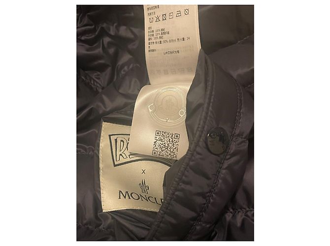 Moncler x Disney “Who Framed Roger Rabbit” Limitierte Edition – Wendbarer Teddy (2023) Blau - Ansicht 14