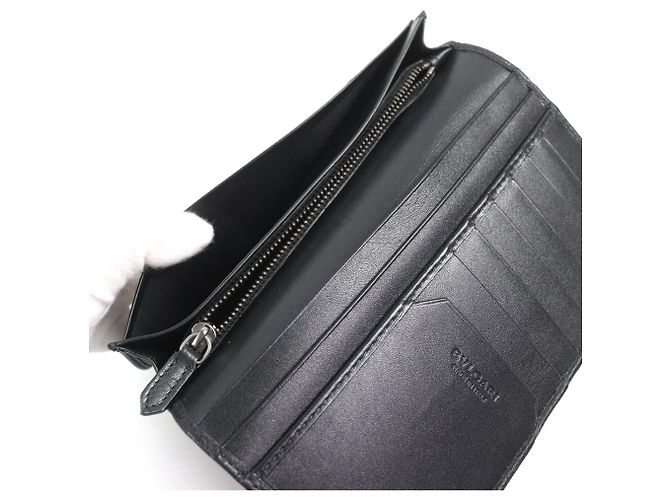 Bulgari BVLGARI Octo Leather Bifold Long Wallet Black - view 6