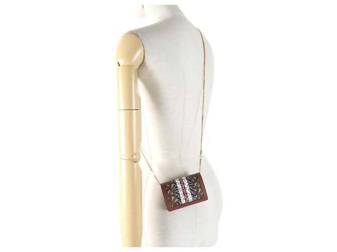 Billetera compacta con cadena Burberry TB con estampado total Castaño - vista 5