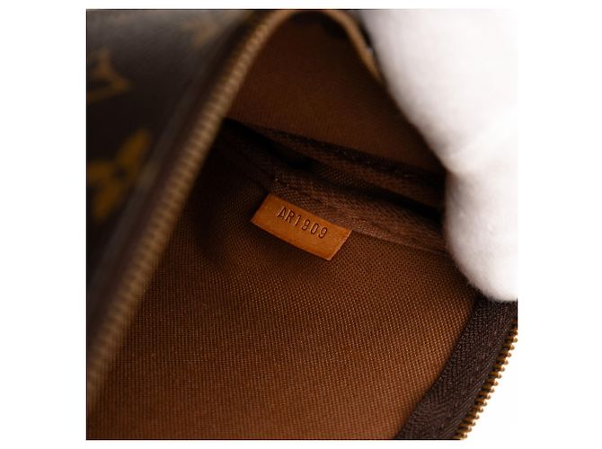 Pochette Accessoires Monogramma Marrone Louis Vuitton - vista 6