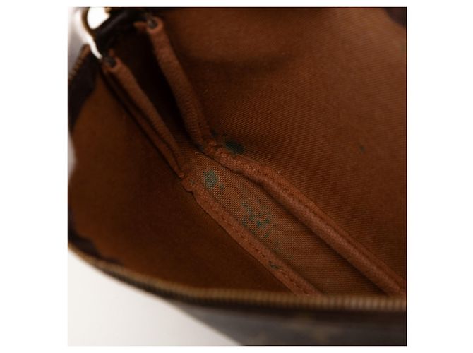 Pochette Accessoires Monogramma Marrone Louis Vuitton - vista 7