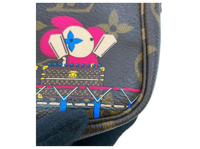 Mini Pochette Accessoires Vivienne Natale in Monogramma Marrone Louis Vuitton - vista 10