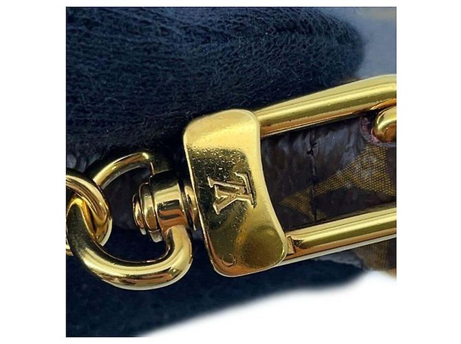Mini Pochette Accessoires Vivienne Natale in Monogramma Marrone Louis Vuitton - vista 11