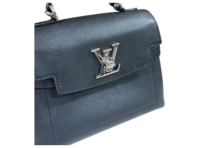 Borsa a Spalla Lock Me Ever MINI di Louis Vuitton Nero - vista 11