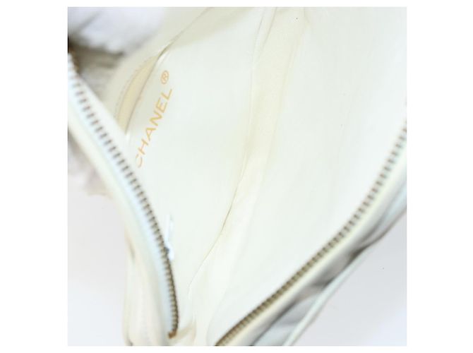 Chanel Vintage Diamond Tassel Quilted Lambskin Small Bianco - vista 5
