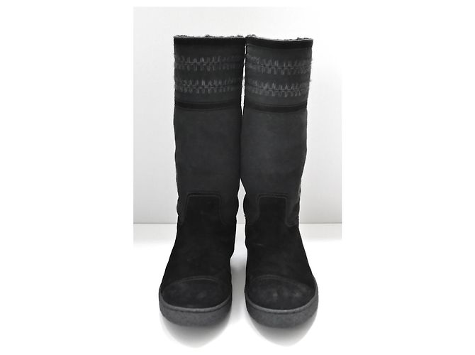 Stivali Mukluk foderati in shearling con logo CC di Chanel Nero - vista 2