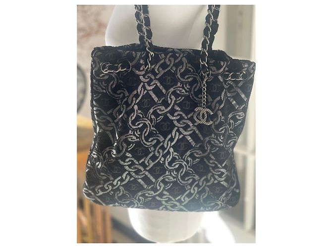 Borsa a mano Chanel in velluto e cotone nero Argento - vista 4