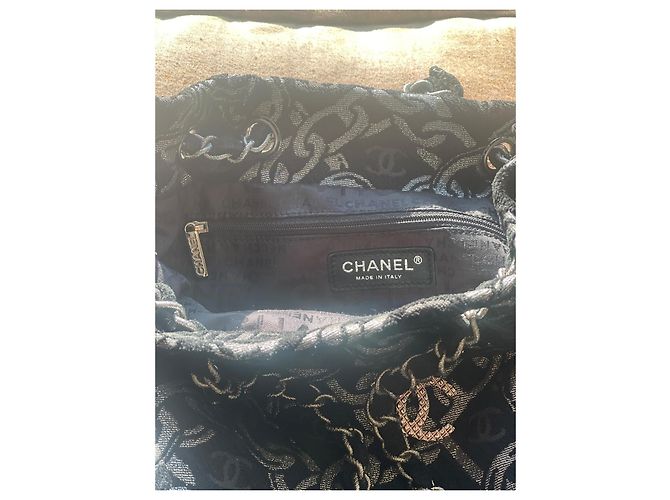 Borsa a mano Chanel in velluto e cotone nero Argento - vista 5
