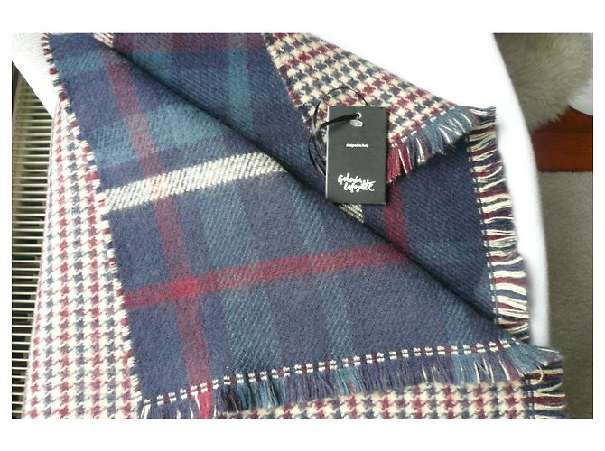 Autre Marque Immense mehrfarbige Stola mit neuem Etikett Marineblau - Ansicht 6
