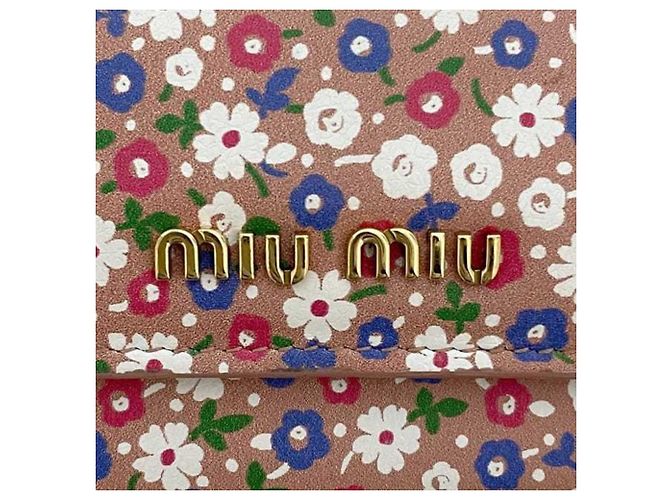 Miu Miu Dreifach-Brieftasche in Pink - Ansicht 5