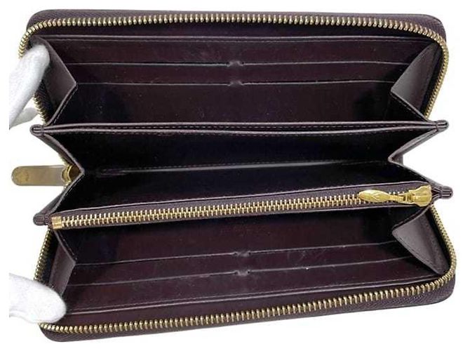 Cartera Larga Louis Vuitton en Amarante Burdeos - vista 6