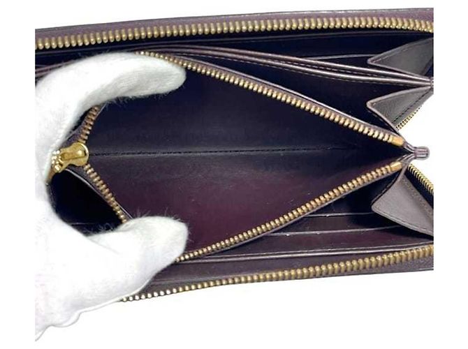 Cartera Larga Louis Vuitton en Amarante Burdeos - vista 7