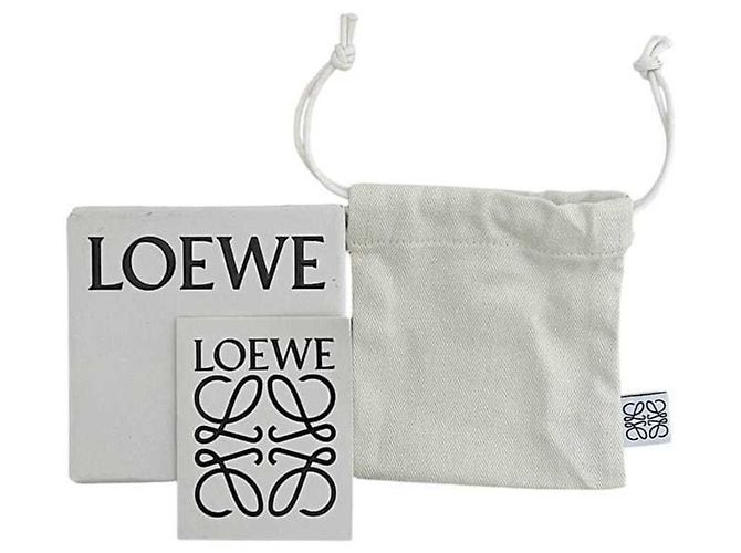 Portachiavi in Oro Loewe con Charm Anagramma D'oro - vista 10