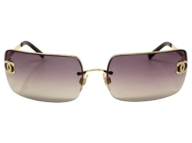 Occhiali da sole Chanel CC Logo con strass color viola e dorati D'oro Porpora - vista 2