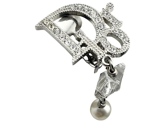 Orecchini in perle argentate con logo Christian Dior in cristalli strass - vista 6