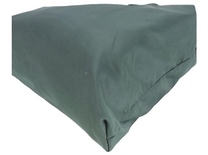 Dunkelgrüne Nylon-Tote mit Prada-Logo - Ansicht 5