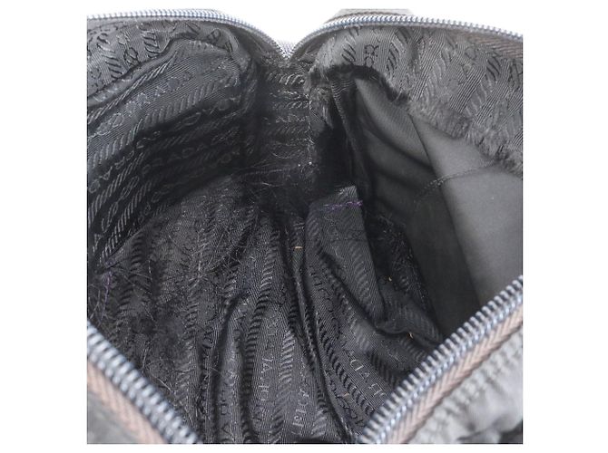 Borsa a tracolla incrociata in nylon nero con logo Prada Sport - vista 8