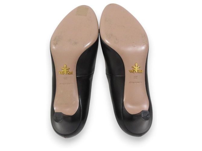 Prada Crossband Leder Pumps Schwarz - Ansicht 6