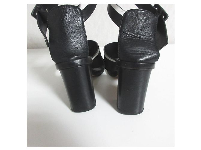Autre Marque MAX&Co. Leder Chunky Heel Riemchensandalen Schwarz - Ansicht 3