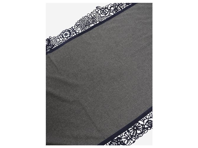 Autre Marque Sciarpa in suede grigio con bordo - vista 3