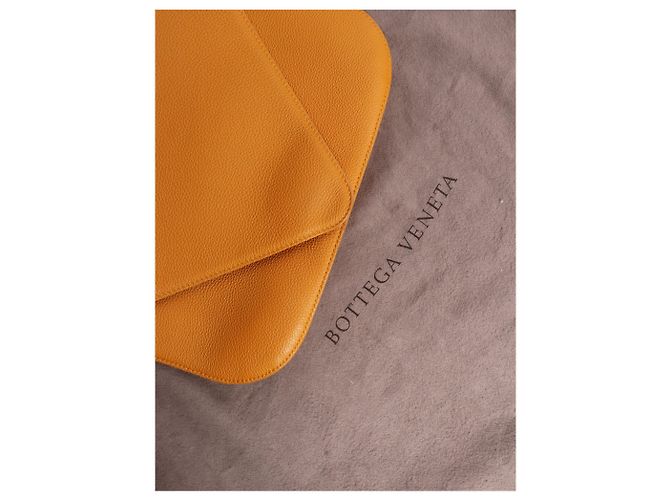 Bottega Veneta Borsa a tracolla gialla a forma di busta - vista 8